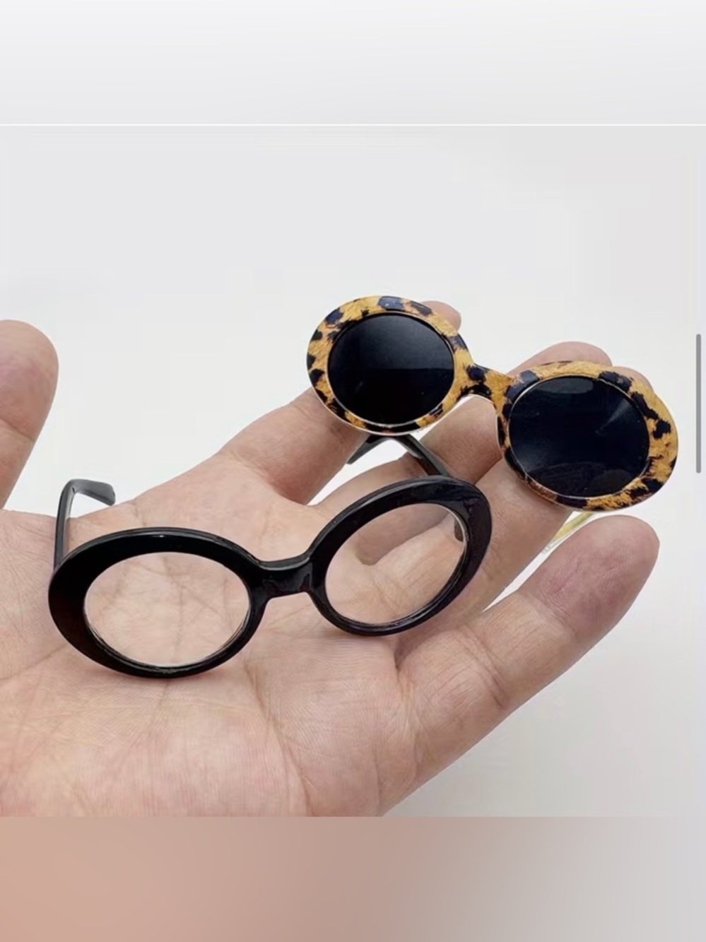 1 pack Cat or Dog Pet Sunglasses Goggles - Black and Leopard Print (Small) - Picture 4 of 8